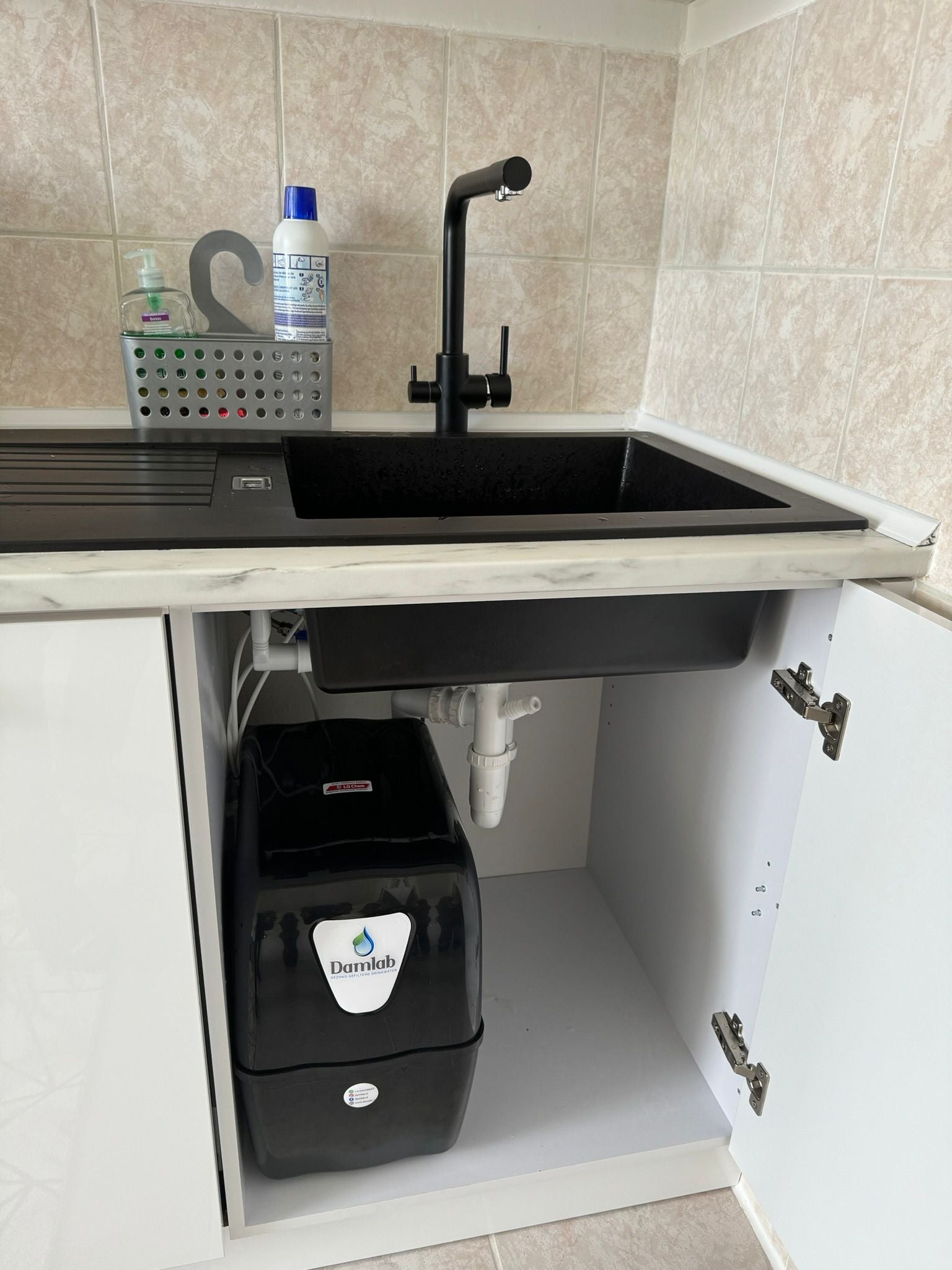Damlab installatie in moderne keuken